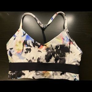 Nike Y-Strap Sportsbra